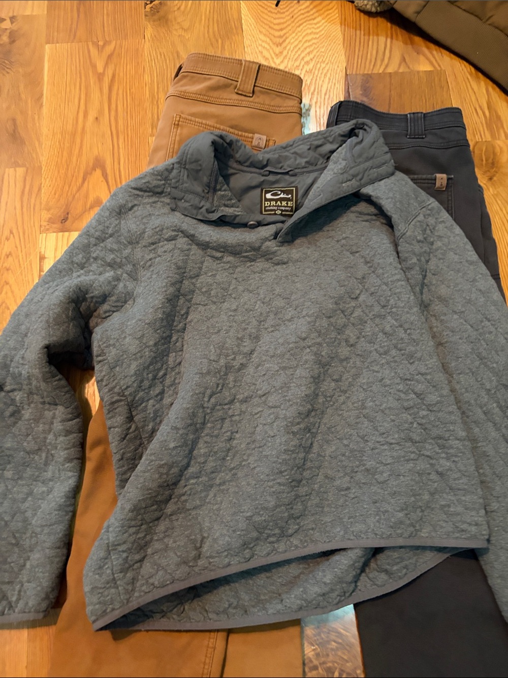Drake Quilted Teddy Pullover Jacket - Gray